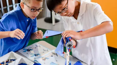 Kids Building | LEGOLAND Discovery Center Chicago