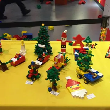 Christmas Tree | LEGOLAND Discovery Center Chicago