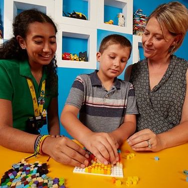 LEGO® Master Builder Academy | LEGOLAND Discovery Center