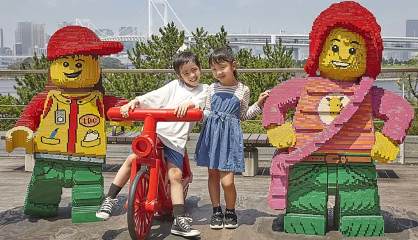 レゴランド・ディスカバリー・センター東京のフォトスポット デックス東京ビーチの屋外デッキ