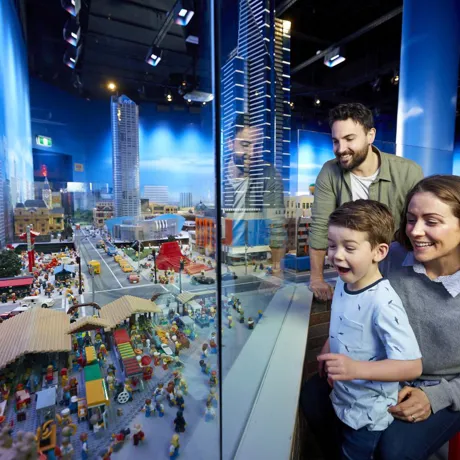 Miniland 3 2