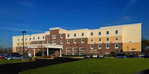 Hampton Inn Suites 160 Corporate
